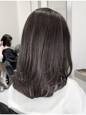 レイヤーカットハイライトショートヘアイルミナカラーオージュア