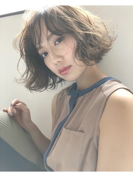 フルールバイアヴァンスクロス(Flulu by avance. cross) 似合わせボブ/透明感カラー/イルミナカラー/30代/40代/50代