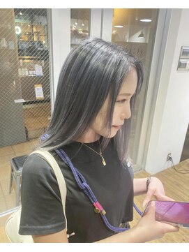 アルカナ 明治神宮前原宿(ARCANA) グレーベージュ レイヤーロング 前髪パーマ アッシュブラック