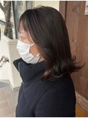 外ハネミディアム×顔周りカット×インナーカラー