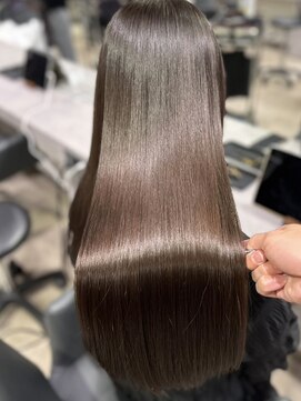 キュア 表参道(CURE) 黒髪/グレージュカラー/ココアベージュ/ヘルシーロング/表参道