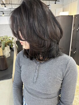 メリー オオサカ(Merly Osaka) 上品でオシャレ！ミディアムレイヤー