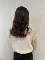 ユーフォリア 青山(Euphoria)&nbsp;大人可愛い＊ツヤカラーカーキベージュ