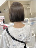 ぱつっとボブ×シークレットハイライト