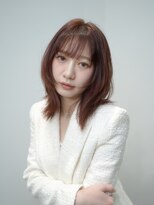 アルティファータ(artifata)&nbsp;ミディアムレイヤー 顔まわり ウルフ 暖色カラー