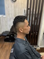 ライズヘアー(RISE HAIR)&nbsp;スキンフェード＋アイロンパーマ