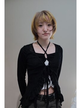 オーパスバイアンブルリュクス 池袋(Opus by ambleluxe) ボブ/デザインカット/イエロー/デザイン