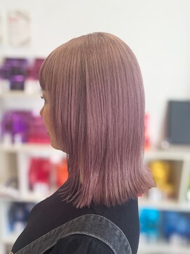 アッシュ 中目黒店(Ash) プラチナベビーピンク