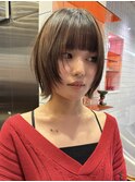 ハイトーンレイヤーボブミディアムレイヤーショートウルフボブ