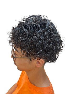 クオリス 上板橋店(QUALIS) ビジネス◎刈り上げマッシュくるくるパーマで清潔感