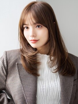 上品レイヤーロング×透明感ブラウン