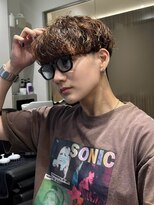 ウーズ ハラジュク(Ooze.HARAJUKU) ハッシュカットグレージュデザインカラーツートーンカラー原宿