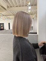 イト(ito.)&nbsp;14. ボブ/グレージュ/ハイトーン/デザインカラー/堀江