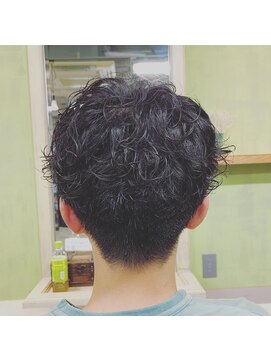 アンティリーフ(antileaf) ショートパーマ