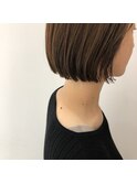パツっと切りっぱなしボブ
