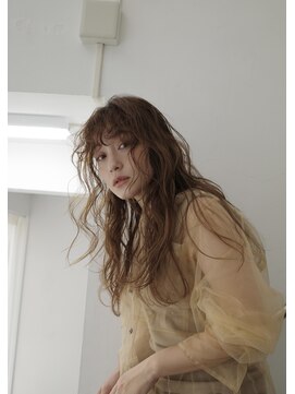 ヒメル(HML U/2A) フレンチロングstyle / くせ毛風パーマ/透明感カラー