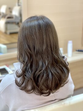 ルラシオン(Le Lation) カーキアッシュ☆