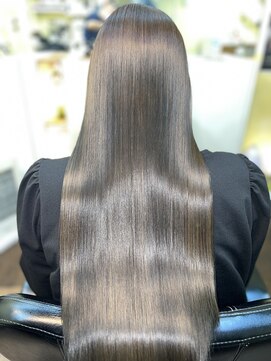 エムスリーディーミュゼステージ(M3D) ピコカラーストレート仕上げ。