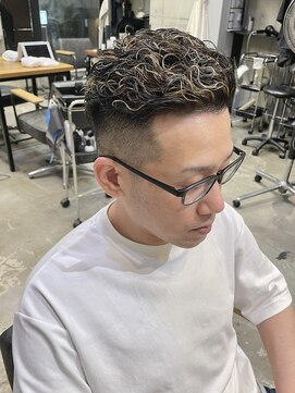 リバティーエー 西大島店(LIBERTY-A) 刈り上げスパイラルパーマ