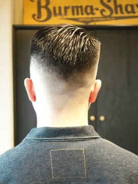 ダウバーバーショップ(DAU BARBER SHOP) サイドパート