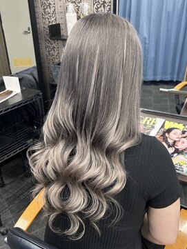 エクルルオブパッシング(ekururu of Passing) #エクステ #プルエクステ #シルバー