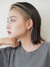 《*様々な印象を持たせるインナーカラー*》部分的なブリーチカラーもお客様にピッタリなカラーをご提案＊