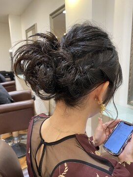 ルミエ 中野島(LUMIE) 結婚式お呼ばれヘアアレンジ