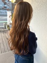 ベルフェミンアプレ(Belle femin Apres)&nbsp;韓国風巻き 顔周りカット アッシュブラウン ウェーブヘア 20代