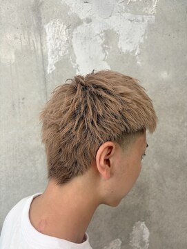 チルチェア 池袋(CHILL CHAIR) フェード×マレット×ブリーチ