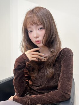 メゾンドイギー(MAISON de IGGY) 艶感ココアベージュ小顔フォワード巻きスタイル