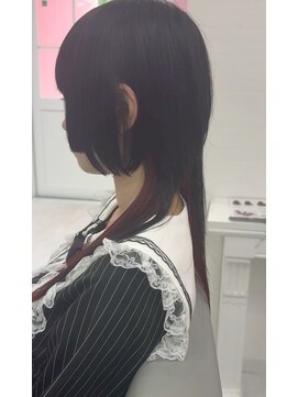 シャルティア(SHALLTIA) インナーカラー/ワインレッド/デザインカラー/ウルフ/クラゲヘア