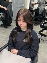 ジーニー 千葉(GENiE)&nbsp;韓国くびれヘア/レイヤーカット/寒色ベージュ/山本うらら