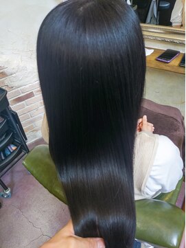 リリアン(Ririan) 【橋本】大人女子のうる艶黒髪ストレート【酸性縮毛矯正】