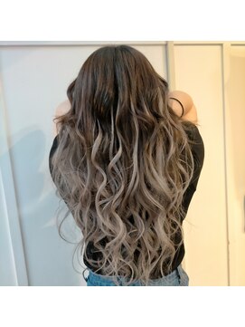 イヴァン アンド リズ 奈良店(IVAn ＆ LIZ) #バレイヤージュ#エクステ