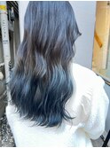 ブルーのグラデーションカラー