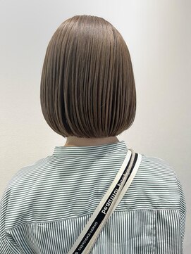 テテ(tete) ミルクティーベージュ/ミニボブ