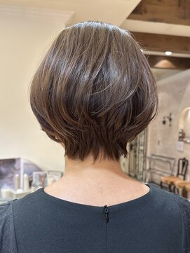 ビュートリアム265(BEAUTRIUM 265) 大人ショート/ショートボブ/ハイライト/前髪なし/ベージュ