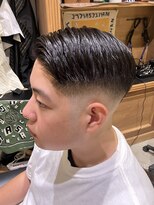 フォーコーナーズ(Four Corners)&nbsp;スキンフェード/バーバー/刈り上げ／サイドパート