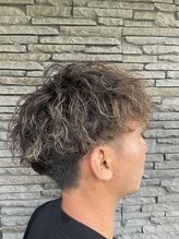 ヘアサロン リリ(riri) スパイラルパーマ＋ハイライト