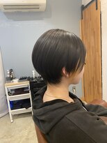 エルモ(ELMO)&nbsp;収まるショートボブ