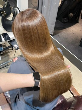 ロイス 神宮前(ROIS) ケアブリーチ/ミルクティーベージュ/髪質改善トリートメント/