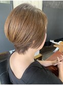 ショートボブ