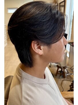 クオーラ(cuaura) ナチュラルセンターパートスタイル