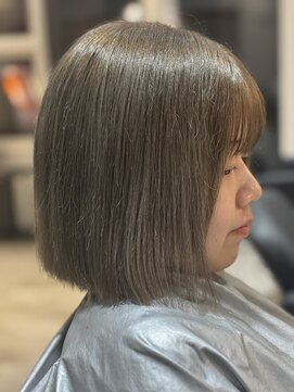 エイト オカチ 上野御徒町店(EIGHT okachi) オリーブベージュ