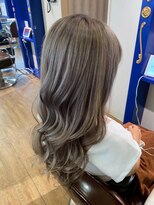 ジュリアンマーラ(Julien Mara) プラチナグレージュ/ロングウェーブ/透明感カラー/大人上品