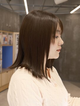 ピークアブー 原宿ハラカド(PEEK-A-BOO) ☆ミディアムカットイルミナカラーブラウン透明感30代40代原宿