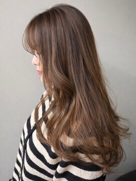 コタ 水戸(COHTA) レイヤーカットミルクティーベージュブリーチなしダブルカラー