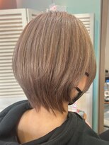 ヘアメイクアクト 都賀店&nbsp;全頭ブリーチ ミルクティーベージュ