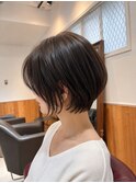 大人の丸みショートボブ