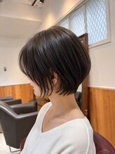 スチャステニィーバイルミ 日ノ出町店(Stastny by Lumi) 大人の丸みショートボブ